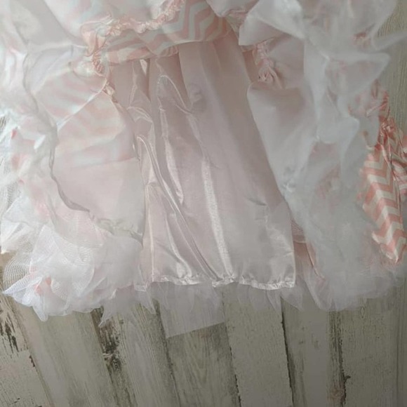 Pink and Peach Chevron Tutu with Bow - Picture 5 of 5